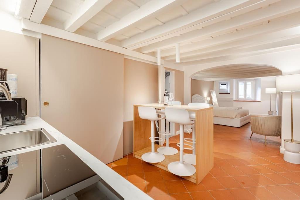 Amazing Apartment In Piazza Santa Croce Firenze Екстериор снимка